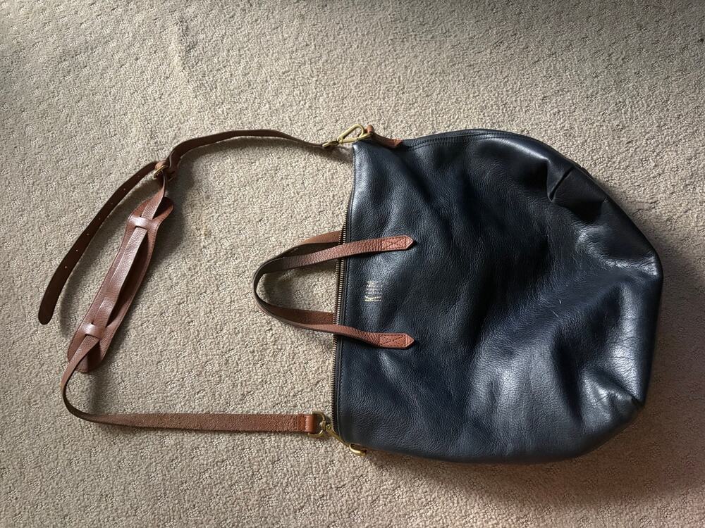 Madewell womens black vegan leather purse